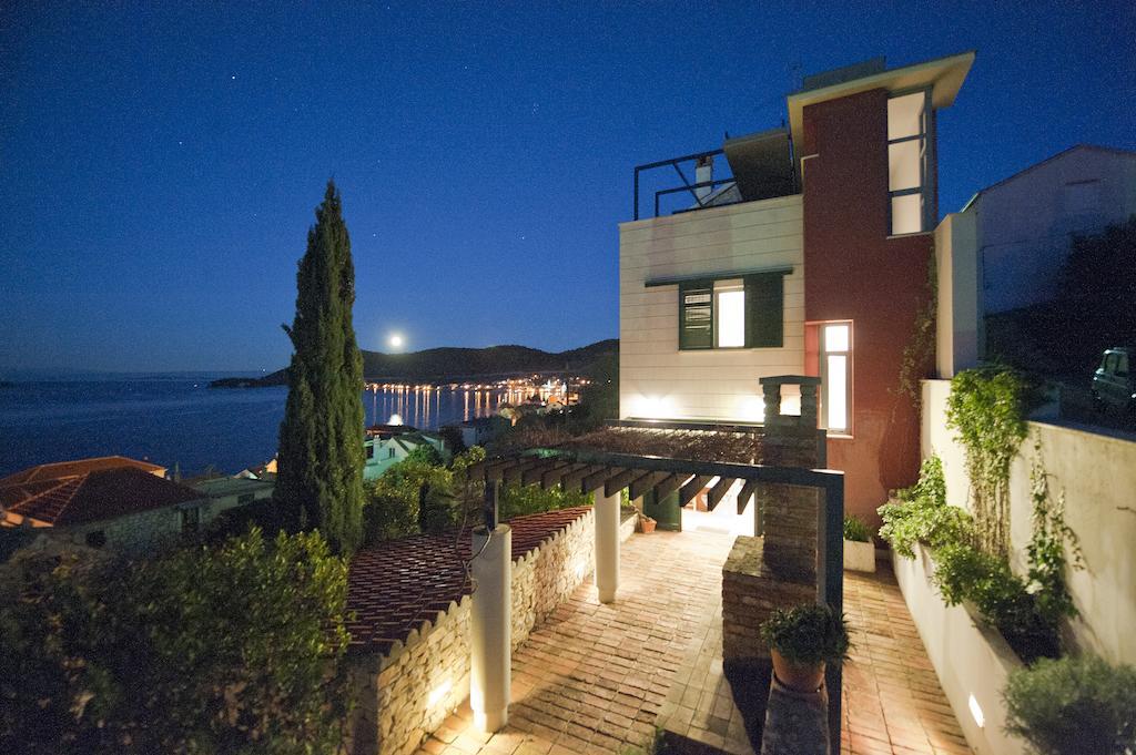 Villa Tangerine Vis Exterior photo