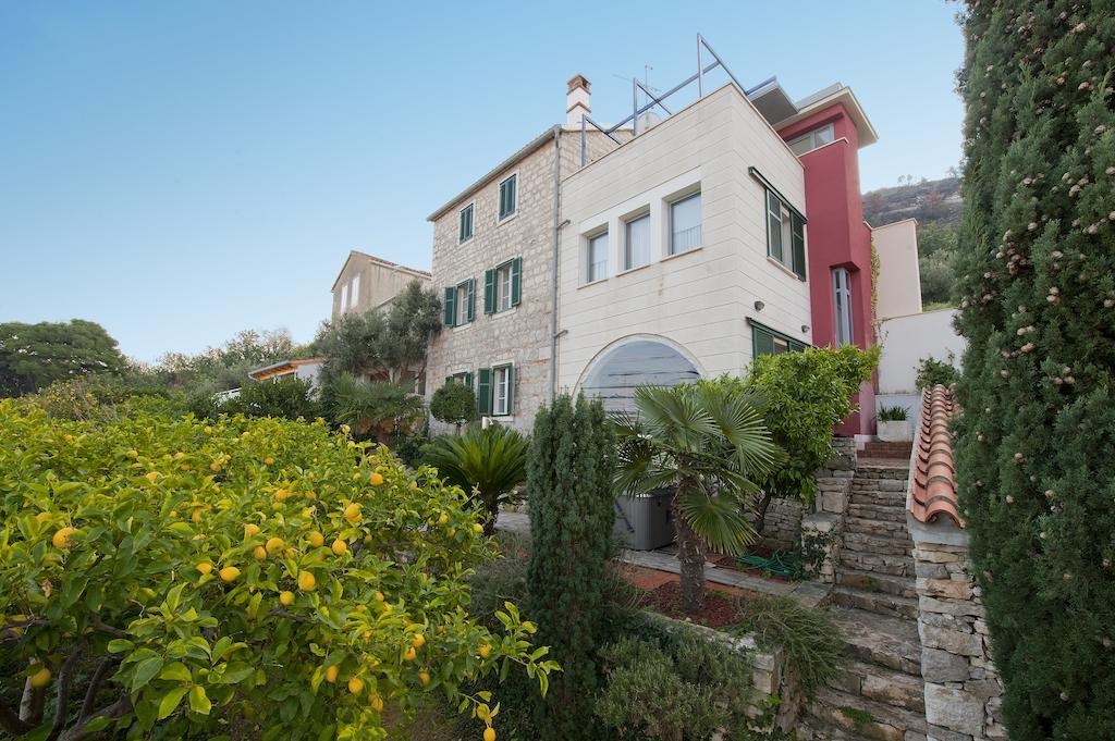 Villa Tangerine Vis Exterior photo