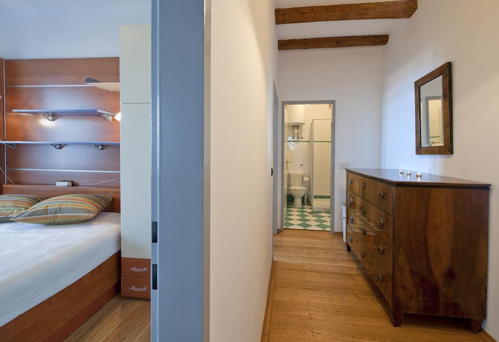Villa Tangerine Vis Room photo