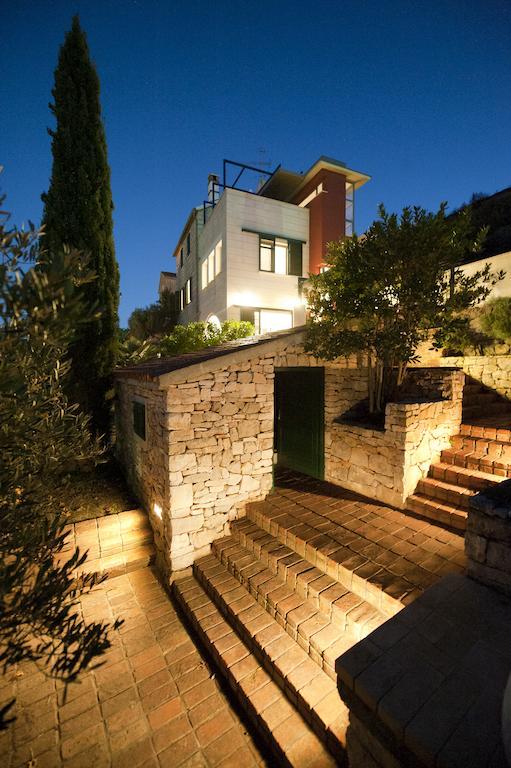Villa Tangerine Vis Exterior photo